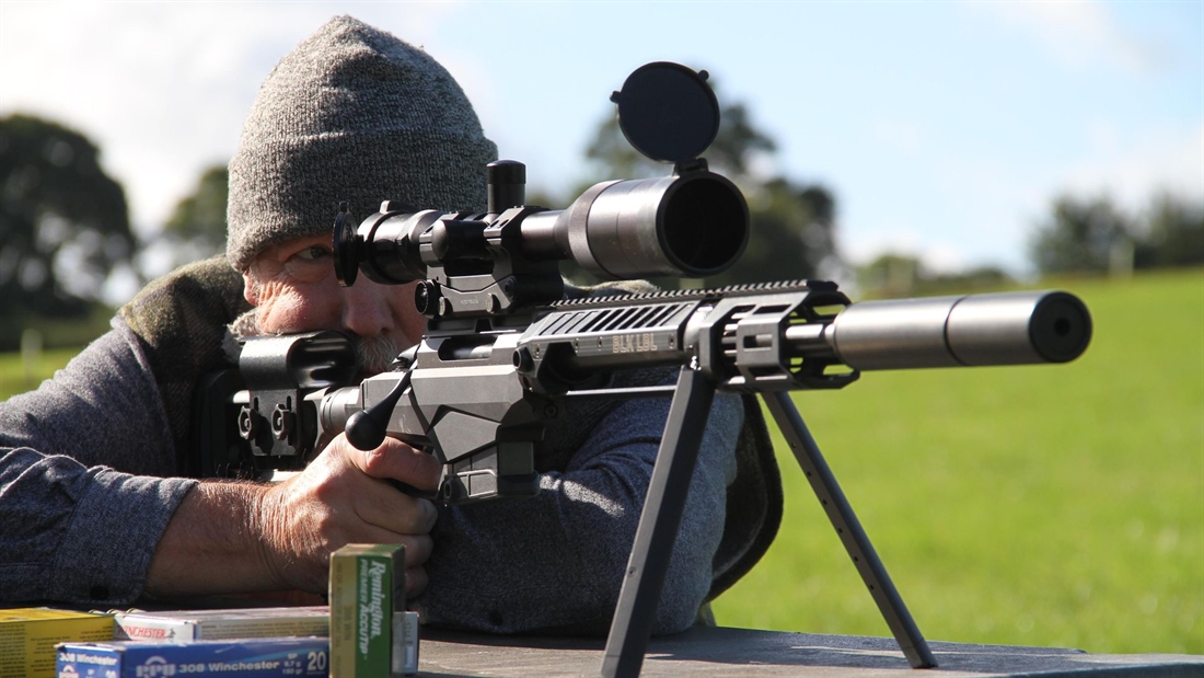 Kit test: Tikka TAC A1 BLK LBL forend add-on