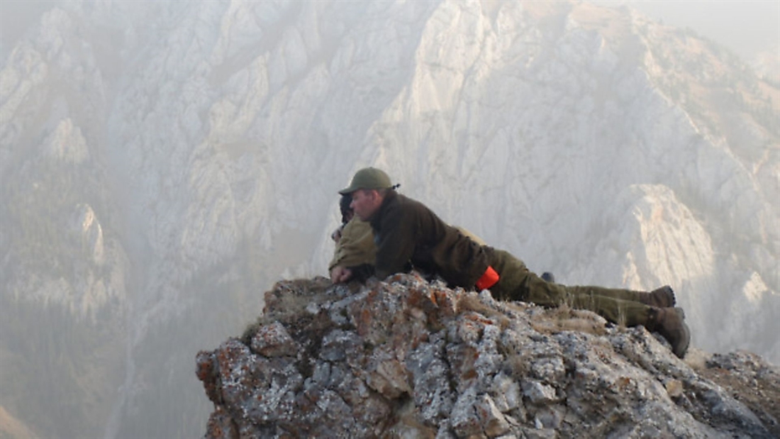 Tomo Svetic hunts ibex – Tian Shan mountains of Kyrgyzstan