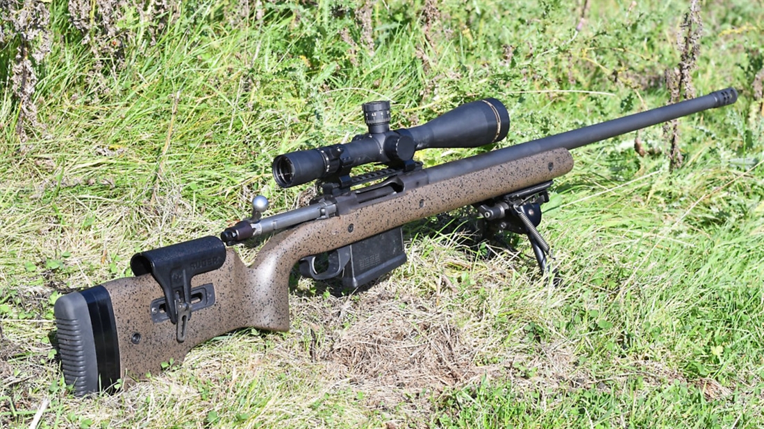 Ruger M77 Hawkeye Long Range Target in 300 Win Mag &#8211; test &#038; review